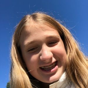 Meet your Posher, Skylar